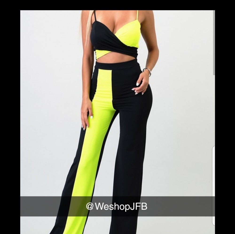 Two piece set